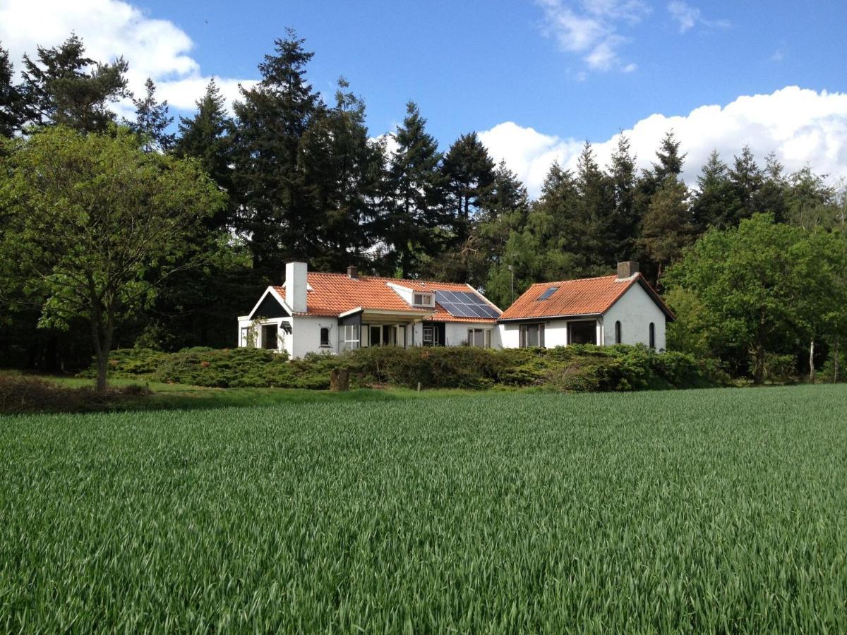 Vila Quaint Mansion In Oploo With Terrace Exteriér fotografie